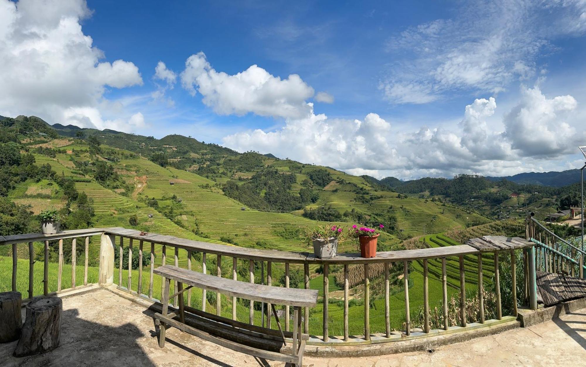 Do Gu Homestay Mu Cang Chai Buitenkant foto