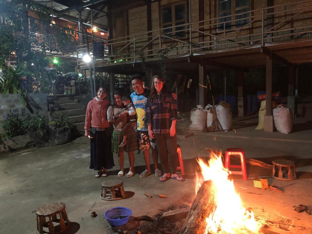 Do Gu Homestay Mu Cang Chai Buitenkant foto